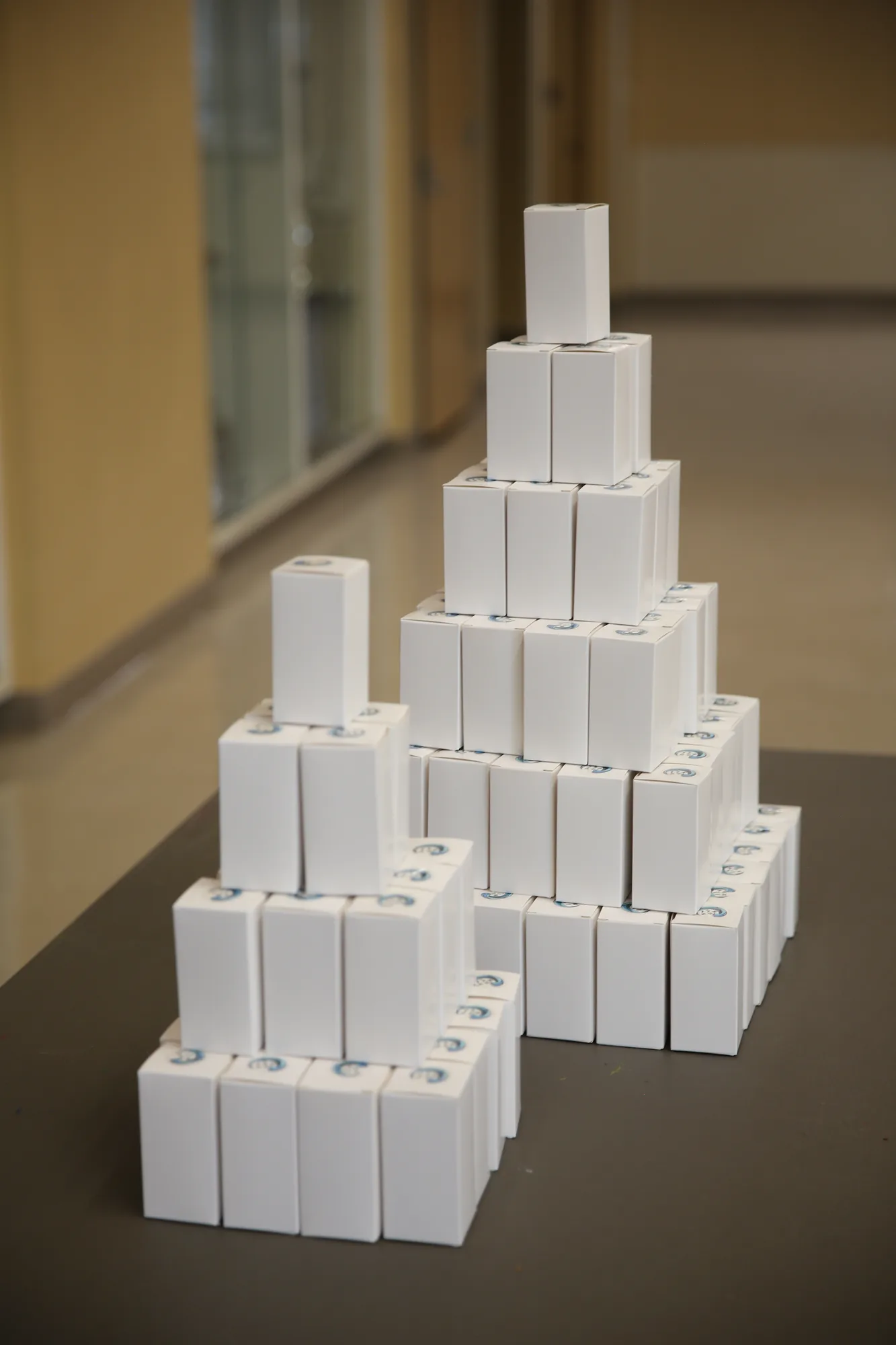 Tower of prizes