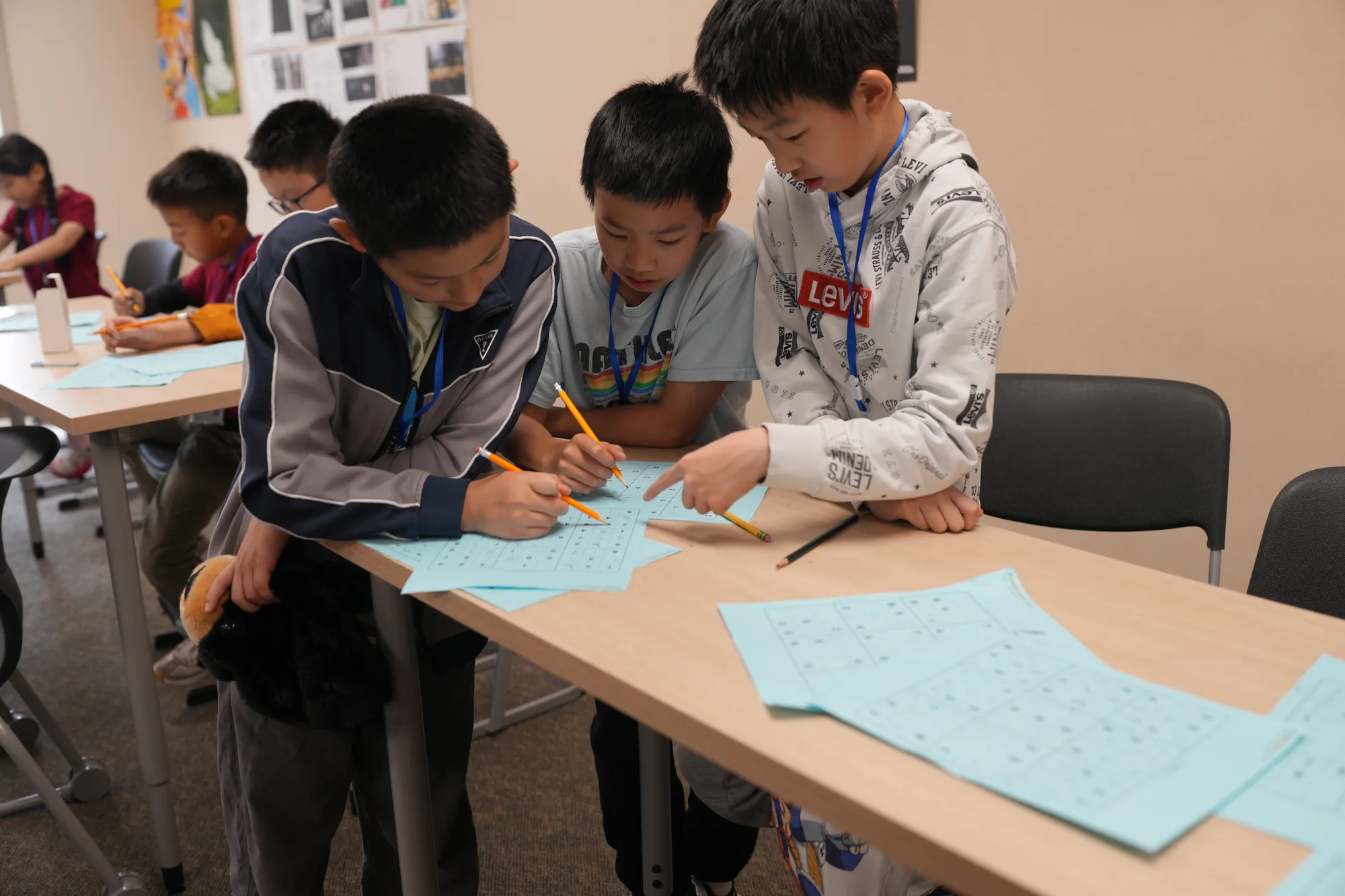 Teamwork on puzzles